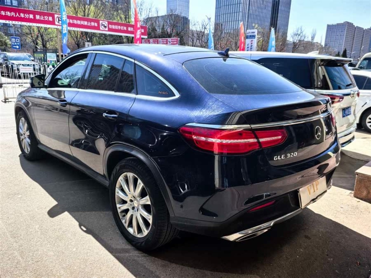 奔馳 奔馳GLE轎跑  2015款 GLE 320 4MATIC 轎跑SUV圖片