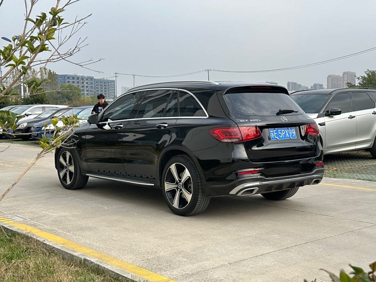 奔馳 奔馳GLC  2018款 改款 GLC 300 4MATIC 豪華型圖片