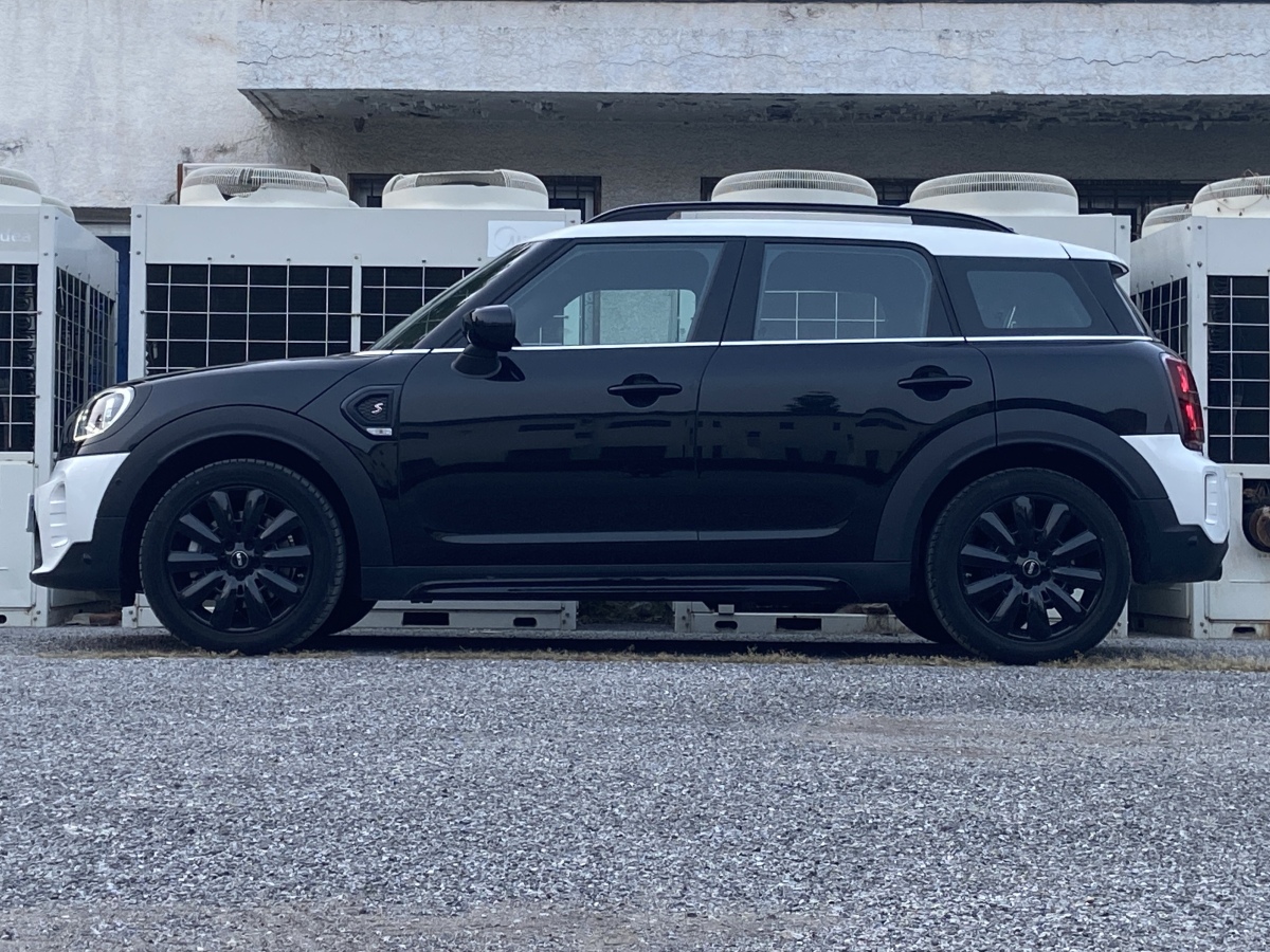 2024年3月MINI COUNTRYMAN  2023款 改款 2.0T COOPER S ALL4 留白特別版