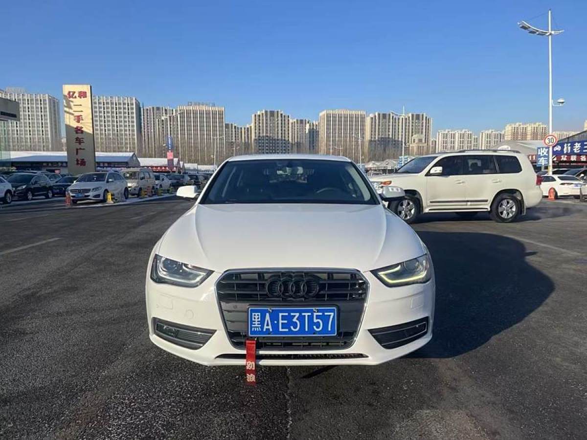 奧迪 奧迪A4L  2015款 35 TFSI 自動標準型圖片