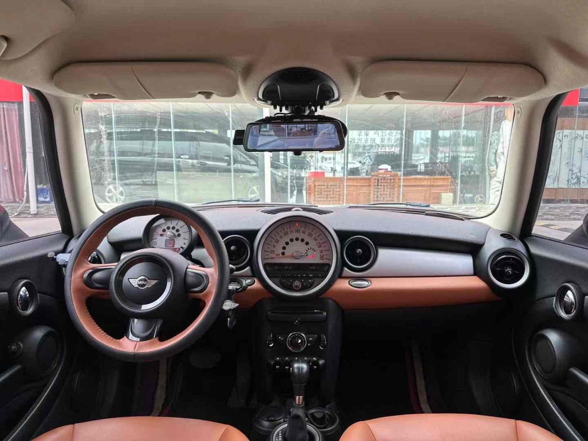 2012年12月MINI CLUBMAN  2011款 1.6L ONE