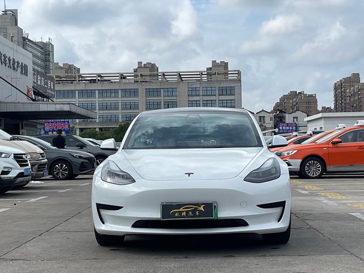 特斯拉 Model 3  2022款 改款 后輪驅(qū)動版圖片