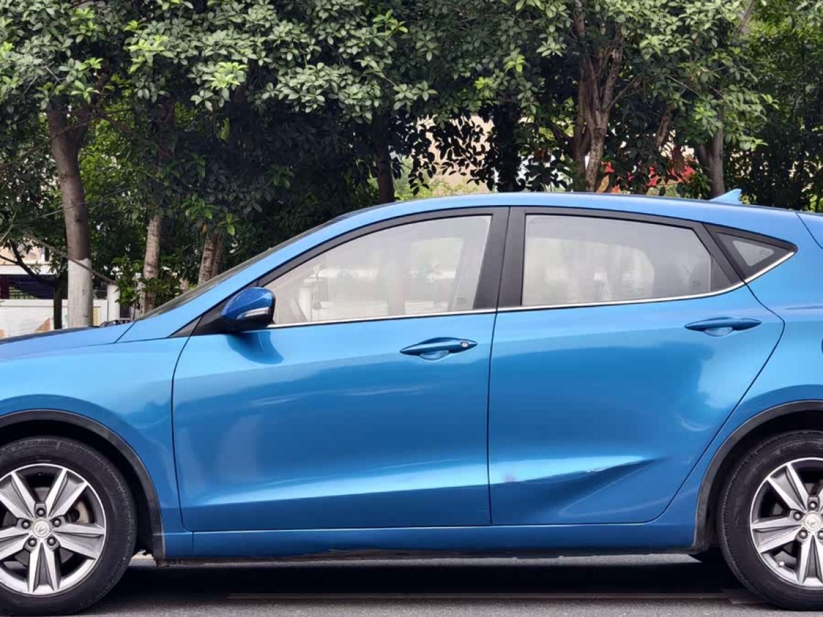 長(zhǎng)安 逸動(dòng)XT  2016款 1.6L 自動(dòng)俊酷型圖片