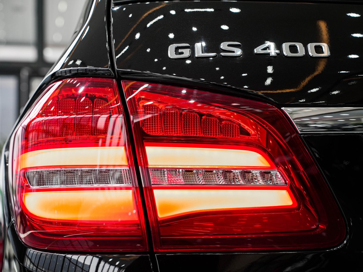 2017年7月奔驰 奔驰GLS  2017款 GLS 400 4MATIC豪华型