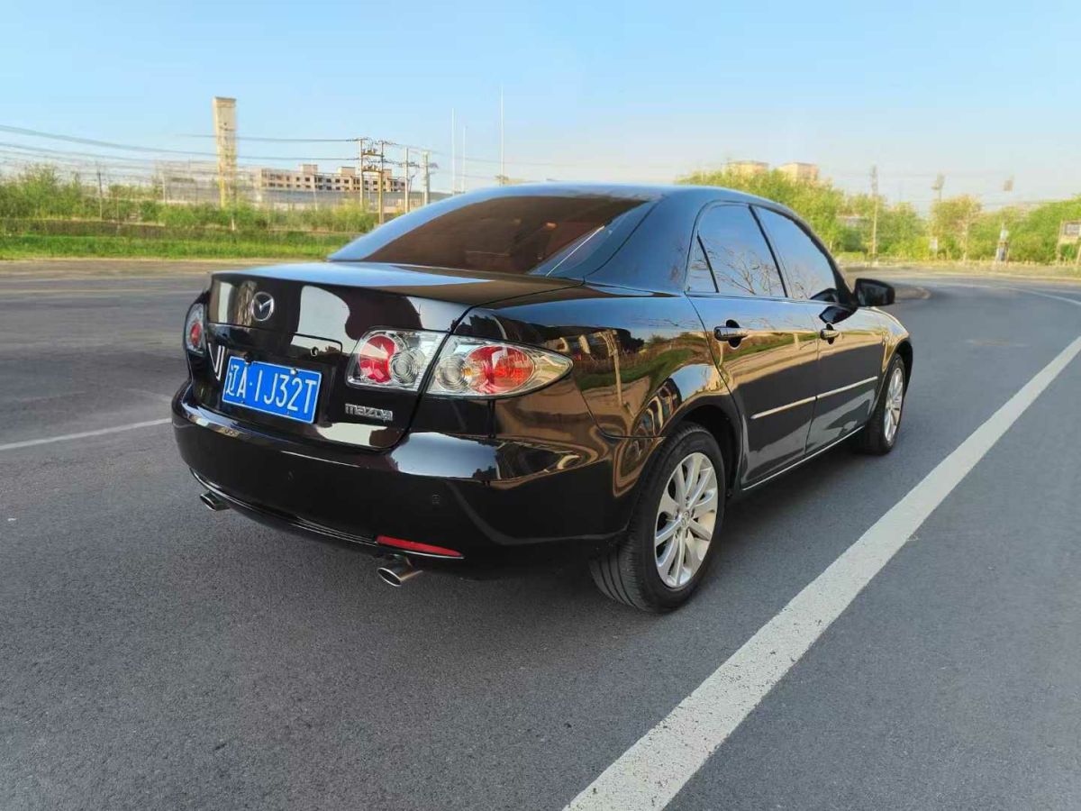 馬自達(dá) 馬自達(dá)6  2012款 2.0L 自動(dòng)時(shí)尚型圖片