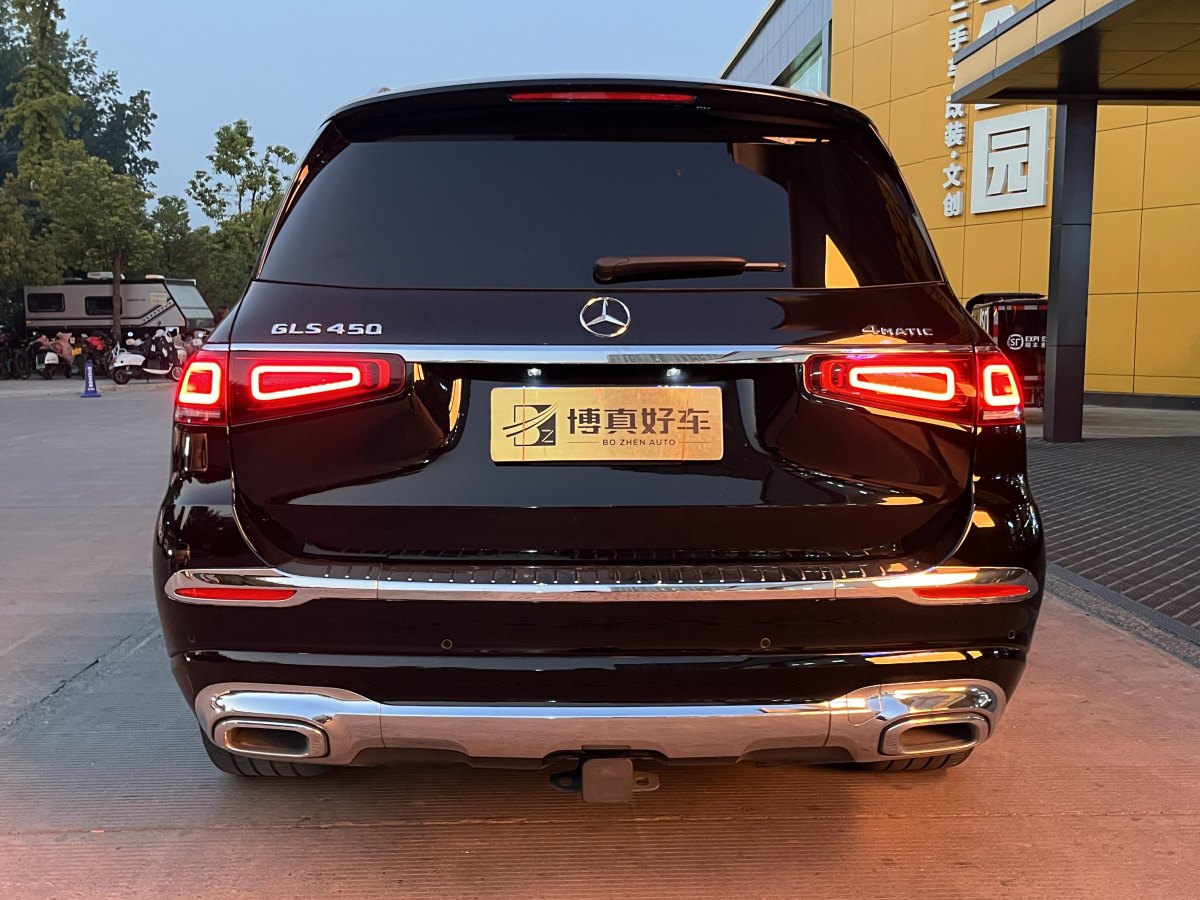 奔馳 奔馳GLS  2022款 改款 GLS 450 4MATIC 時尚型圖片