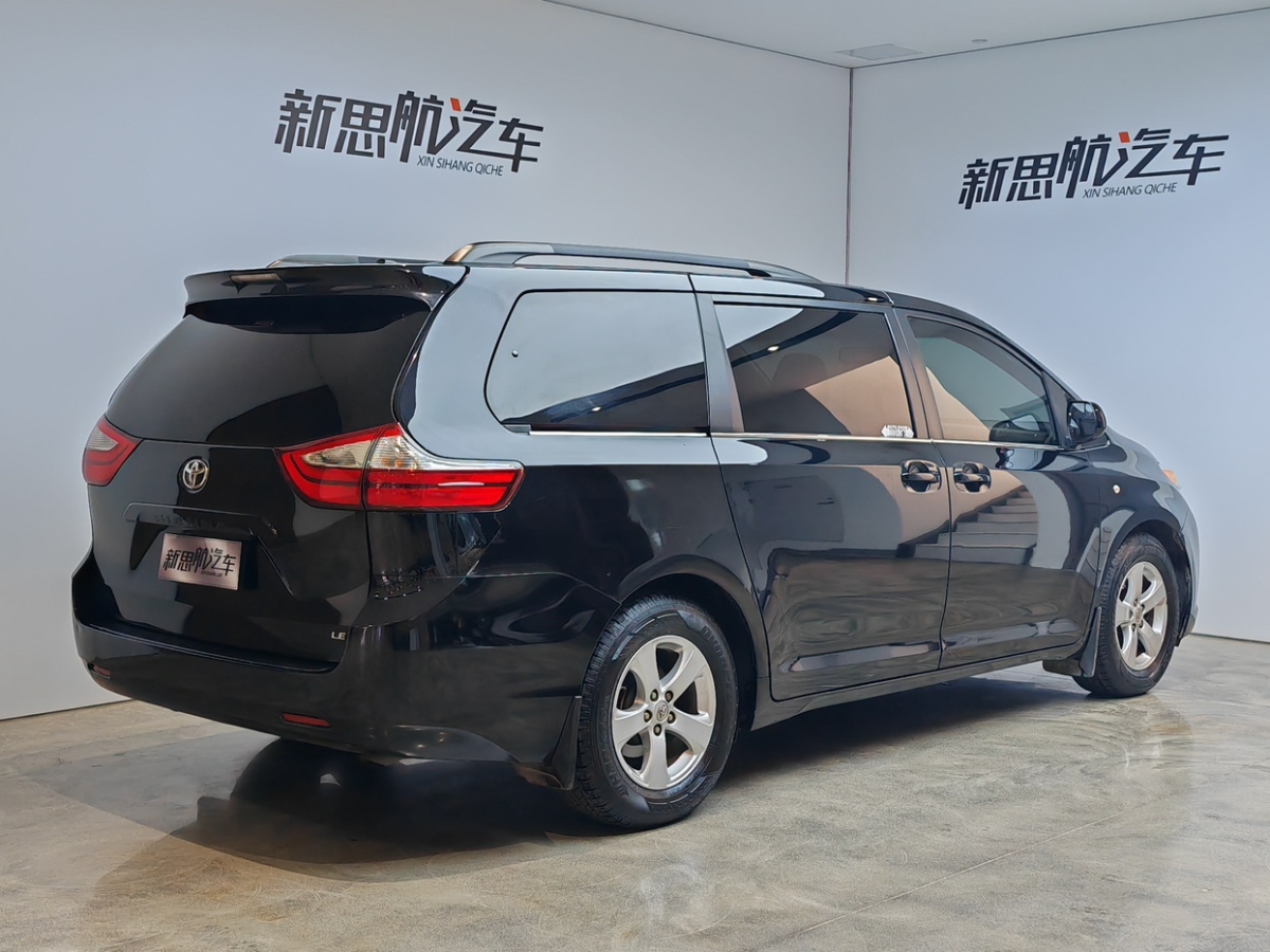 丰田 塞纳  2015款 3.5L 两驱LE图片