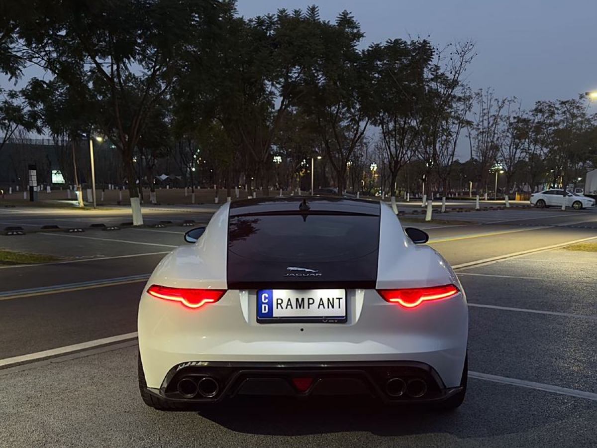 捷豹 F-TYPE  2016款 3.0T 硬頂版圖片