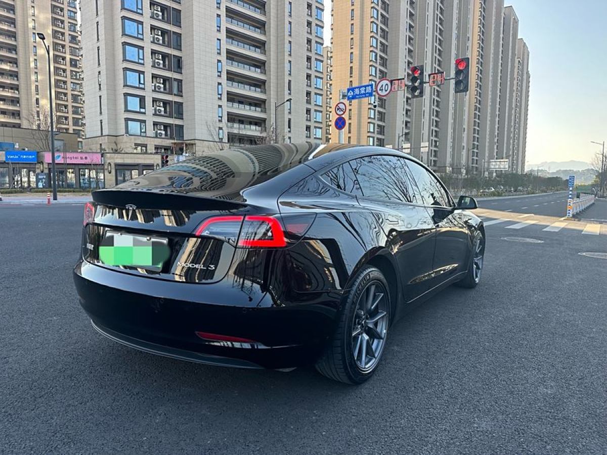 特斯拉 Model Y  2022款 改款 后輪驅(qū)動(dòng)版圖片