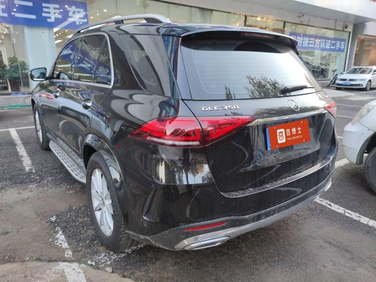 奔馳 奔馳GLE  2020款  GLE 350 4MATIC 時(shí)尚型圖片