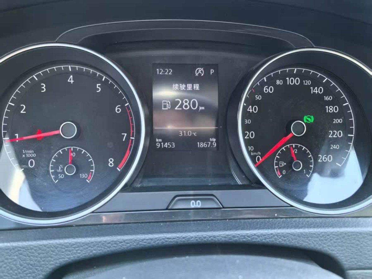 大眾 高爾夫  2018款 230TSI 自動(dòng)豪華型圖片
