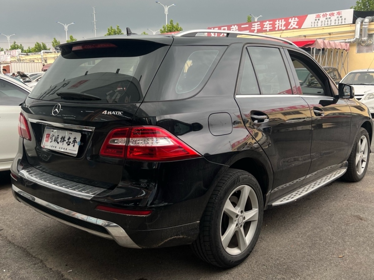 2015年09月奔馳 奔馳M級  2015款 ML 320 4MATIC