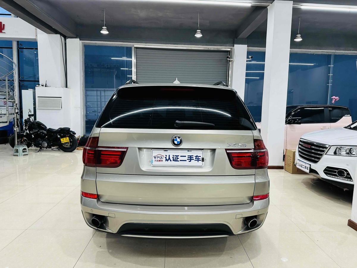 寶馬 寶馬X5  2011款 xDrive35i 領(lǐng)先型圖片