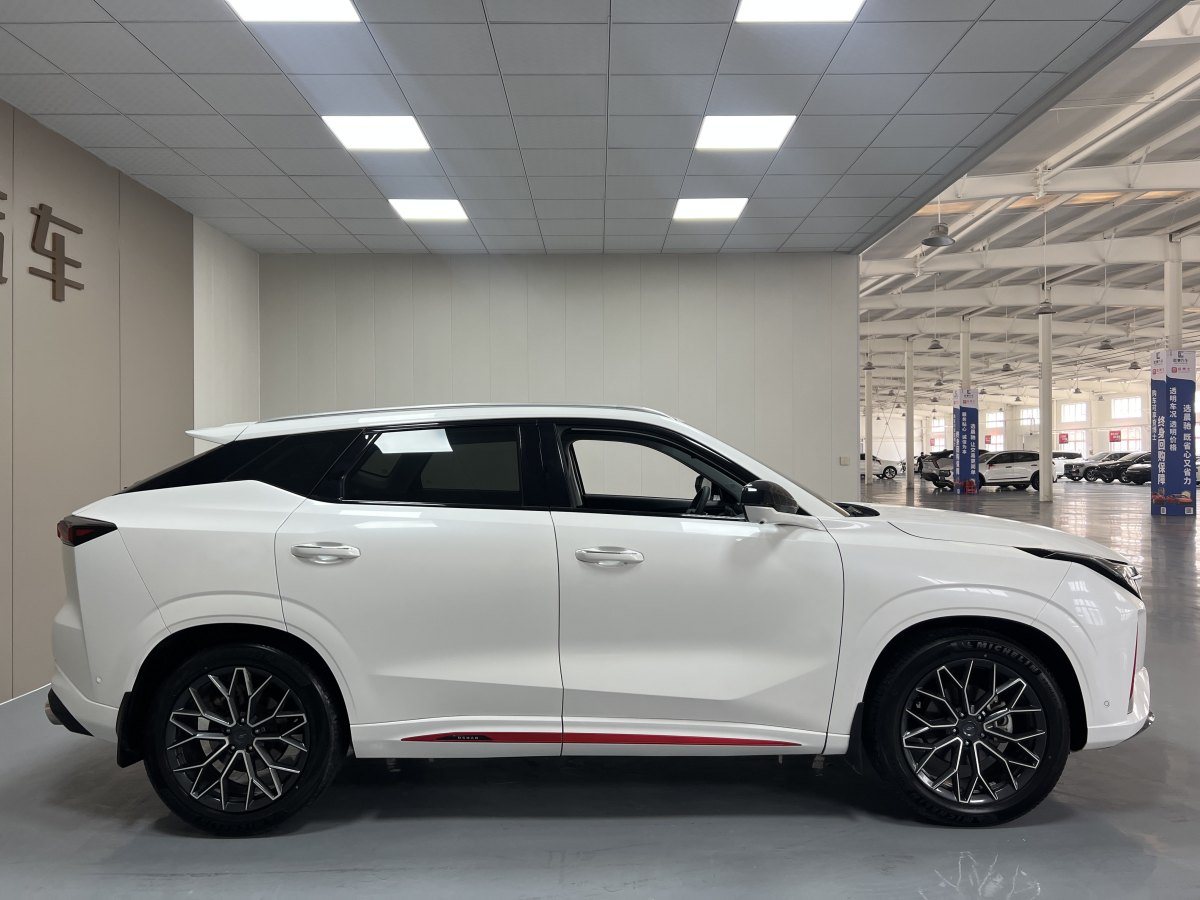 長安歐尚 長安歐尚Z6  2022款 藍鯨 1.5T DCT智航型圖片