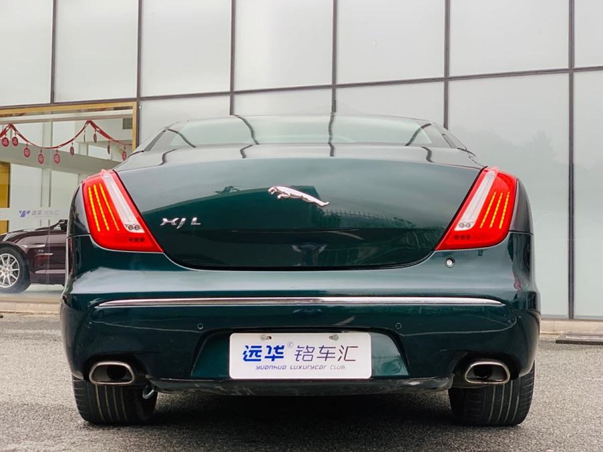 2012年5月捷豹 XJ  2012款 XJL 3.0 全景商務(wù)版