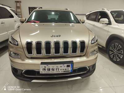 2016年7月 Jeep 自由光 2.4L 专业智能版图片