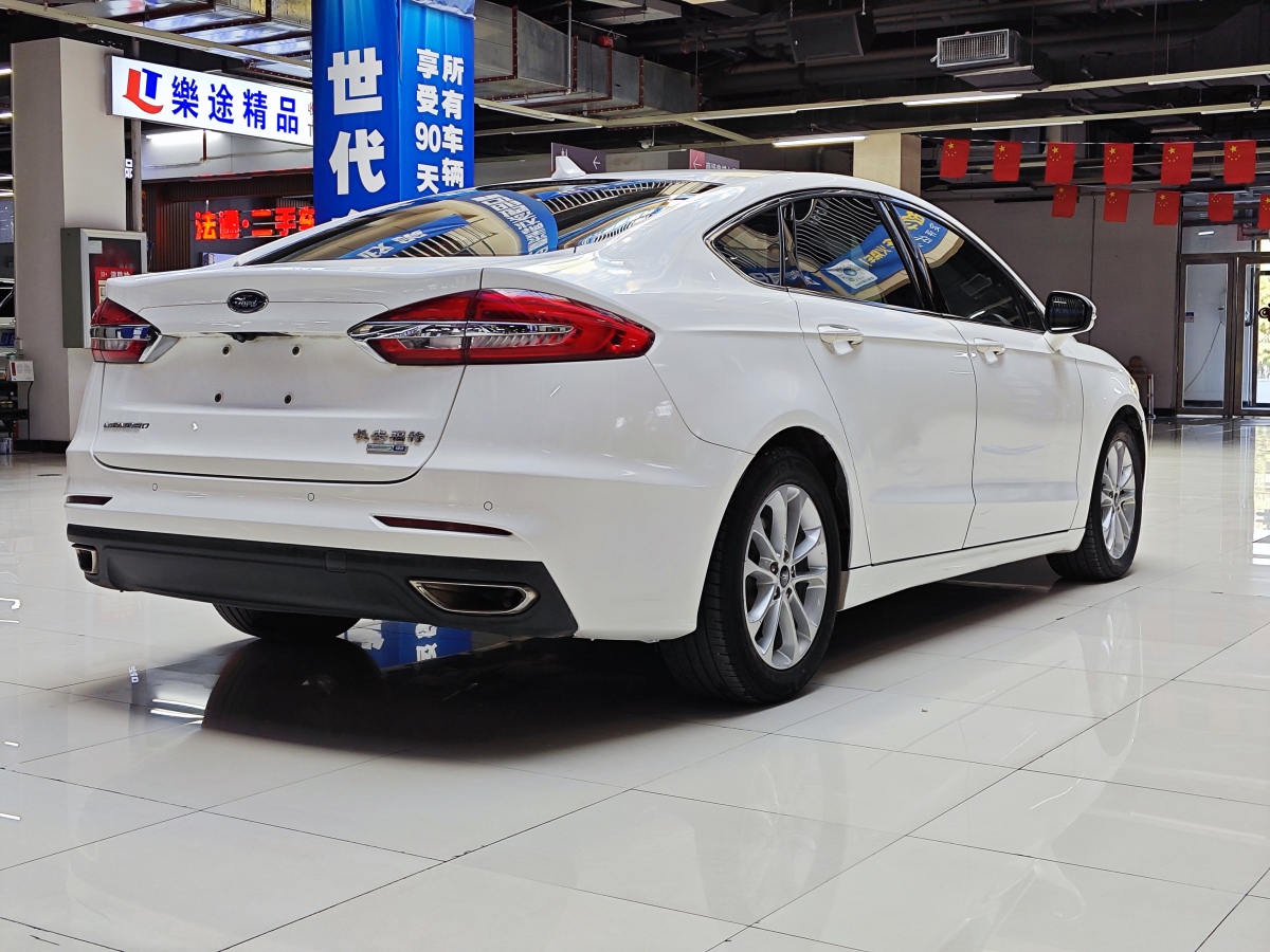 福特 蒙迪歐  2020款 EcoBoost 180 時(shí)尚型圖片