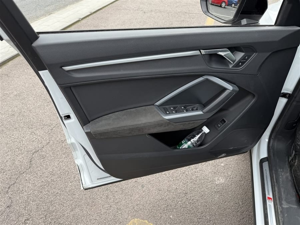 奧迪 奧迪Q3  2022款 40 TFSI 時尚動感型圖片
