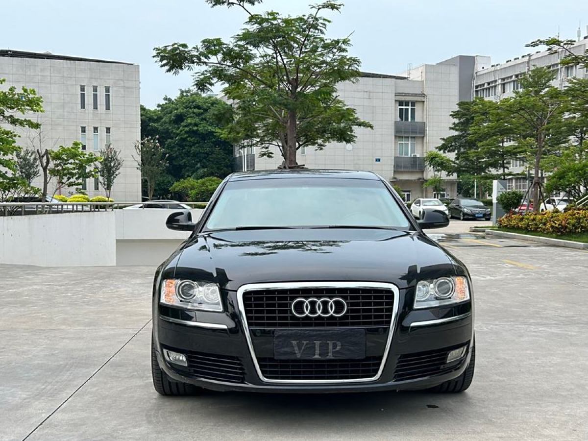 奧迪 奧迪A8  2009款 A8L 2.8 FSI 標(biāo)準(zhǔn)型圖片