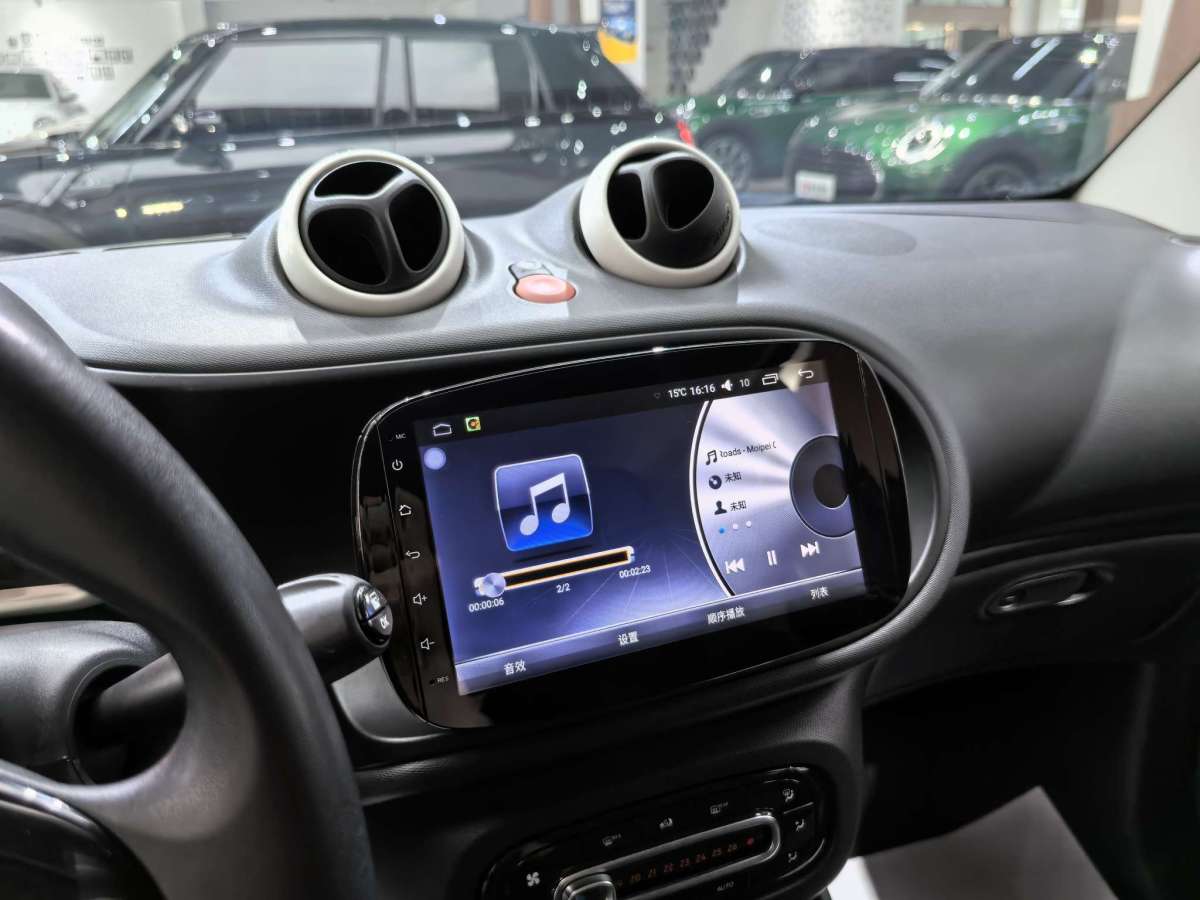 smart fortwo  2018款 1.0L 52千瓦硬頂靈動版圖片