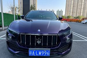 Levante 玛莎拉蒂 3.0T 350Hp 标准版 国VI