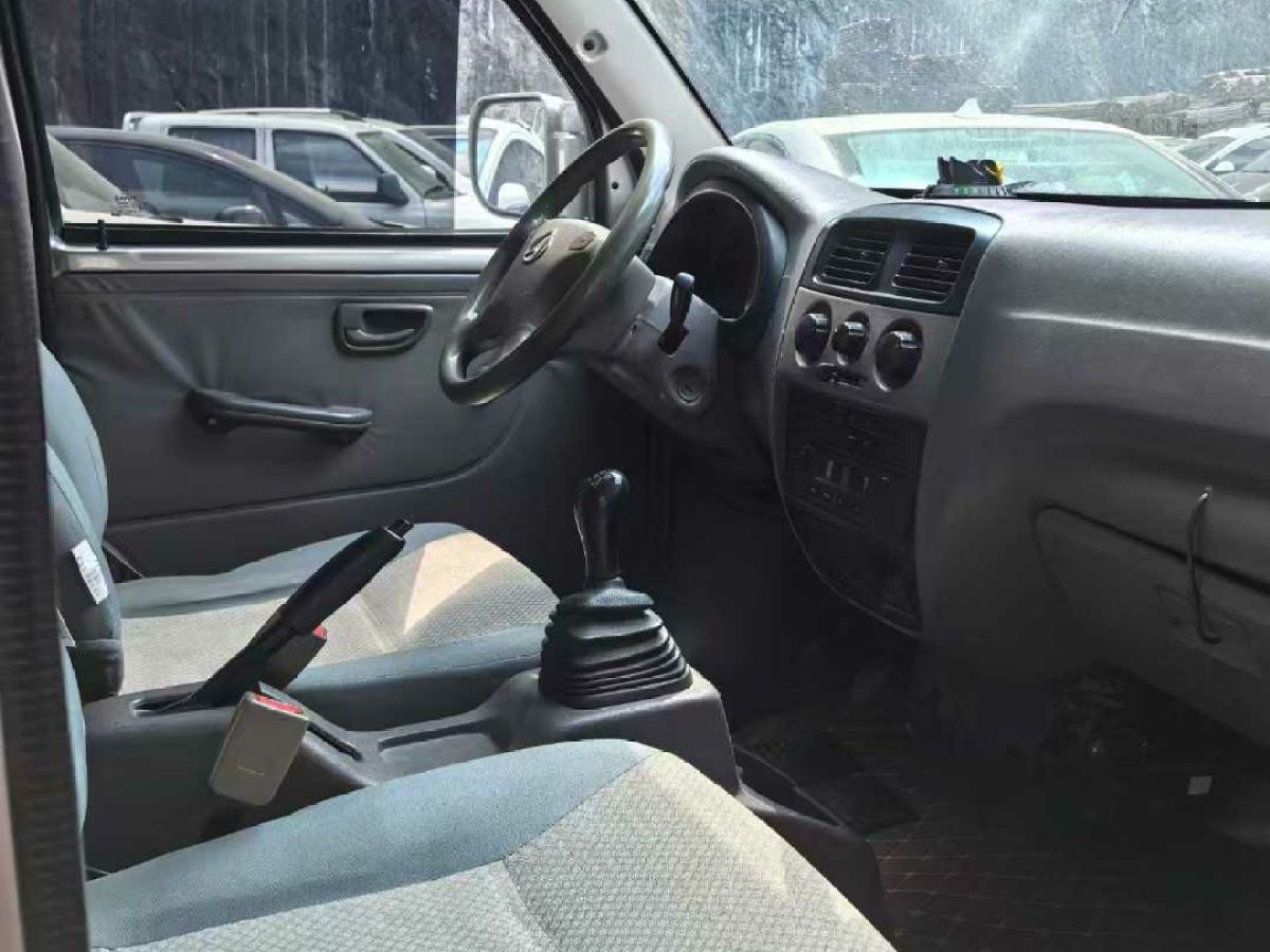 長安 CS15  2019款  1.5L 手動進取型 國VI圖片