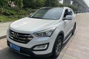勝達(dá) 現(xiàn)代 2.0T 自動(dòng)兩驅(qū)尊貴型