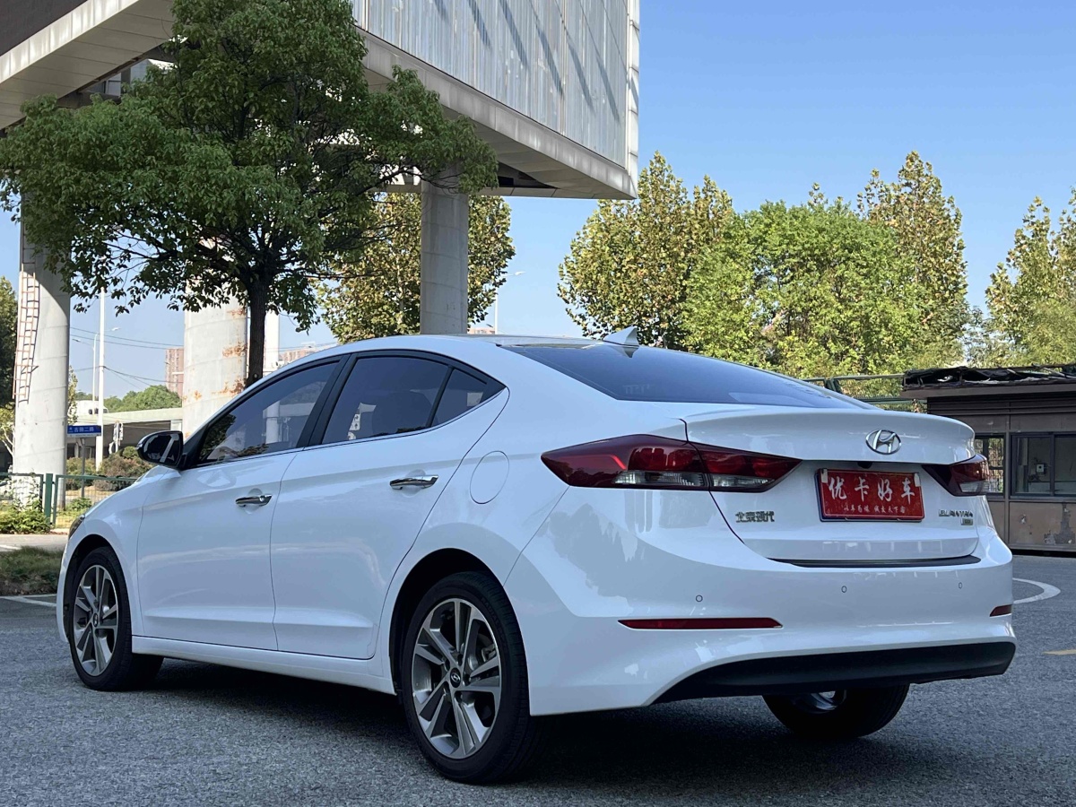 現(xiàn)代 領(lǐng)動  2018款 1.6L 自動15周年特別版圖片