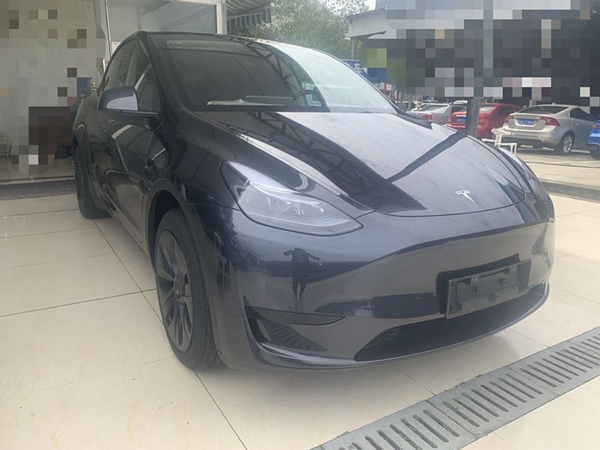 2024年12月特斯拉 Model Y  2024款 長續(xù)航全輪驅(qū)動版