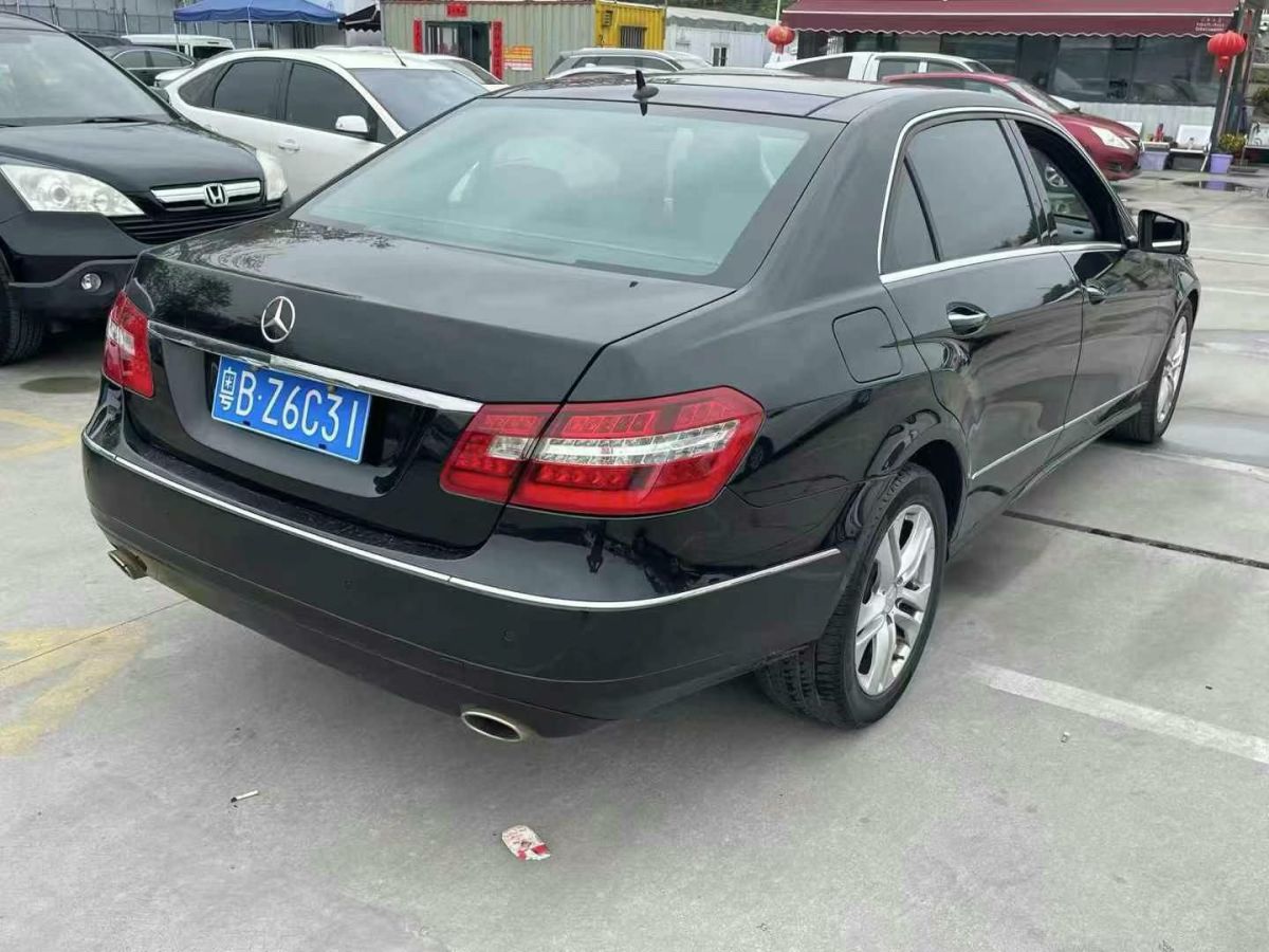 奔馳 奔馳E級(jí)  2011款 E 200 L CGI優(yōu)雅型圖片