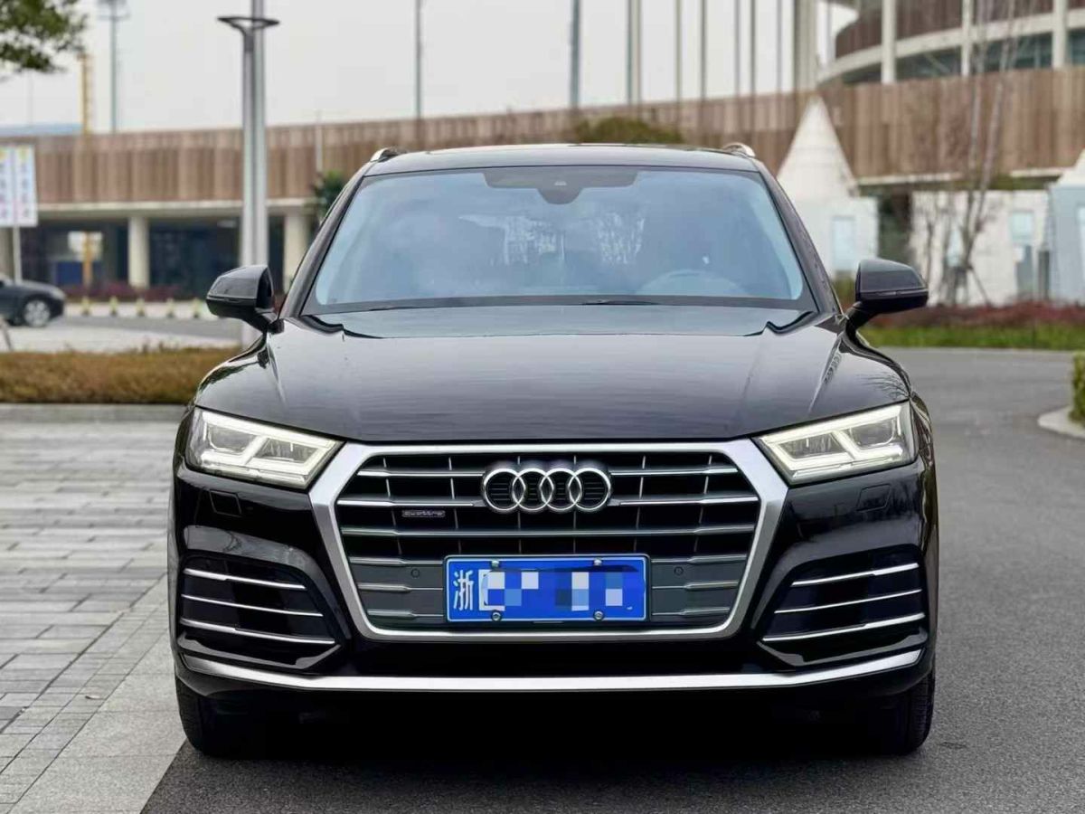 奧迪 奧迪Q3  2020款 35 TFSI 時尚動感型圖片