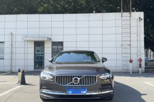 S90 沃尔沃 B5 智逸豪华版