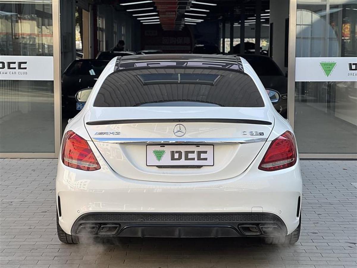 奔馳 奔馳C級(jí)AMG  2015款 AMG C 63 S圖片