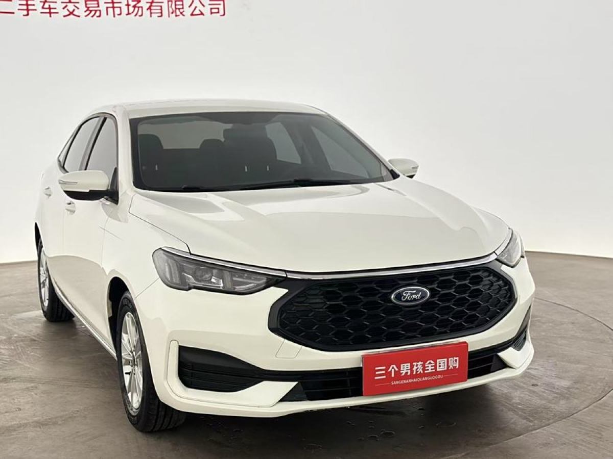 福特 福睿斯  2021款 1.5L 自動黃金版圖片