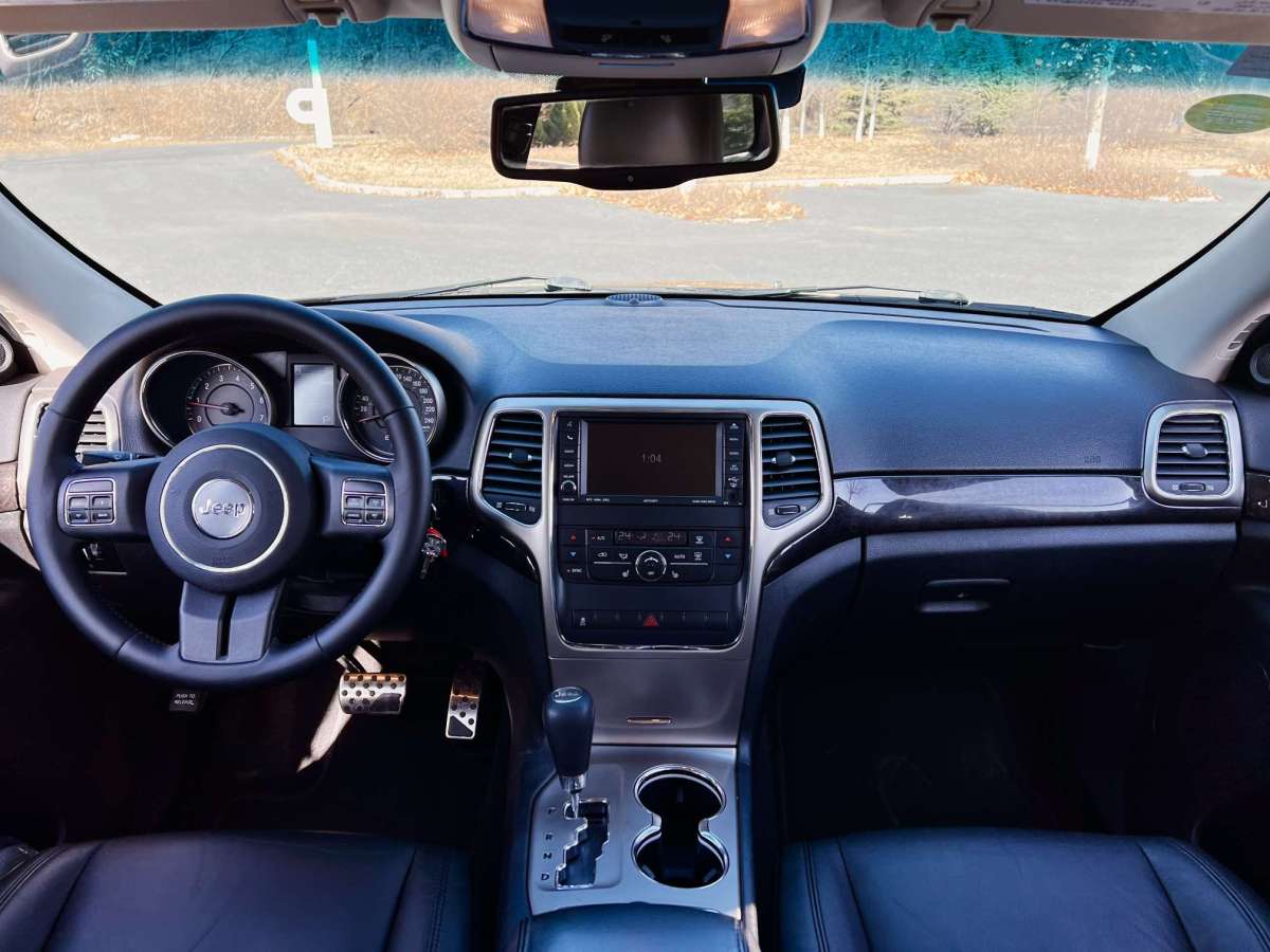 Jeep 大切诺基  2011款 改款 3.6L 经典版图片