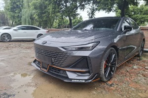 長安UNI-V 長安 1.5T 運動版