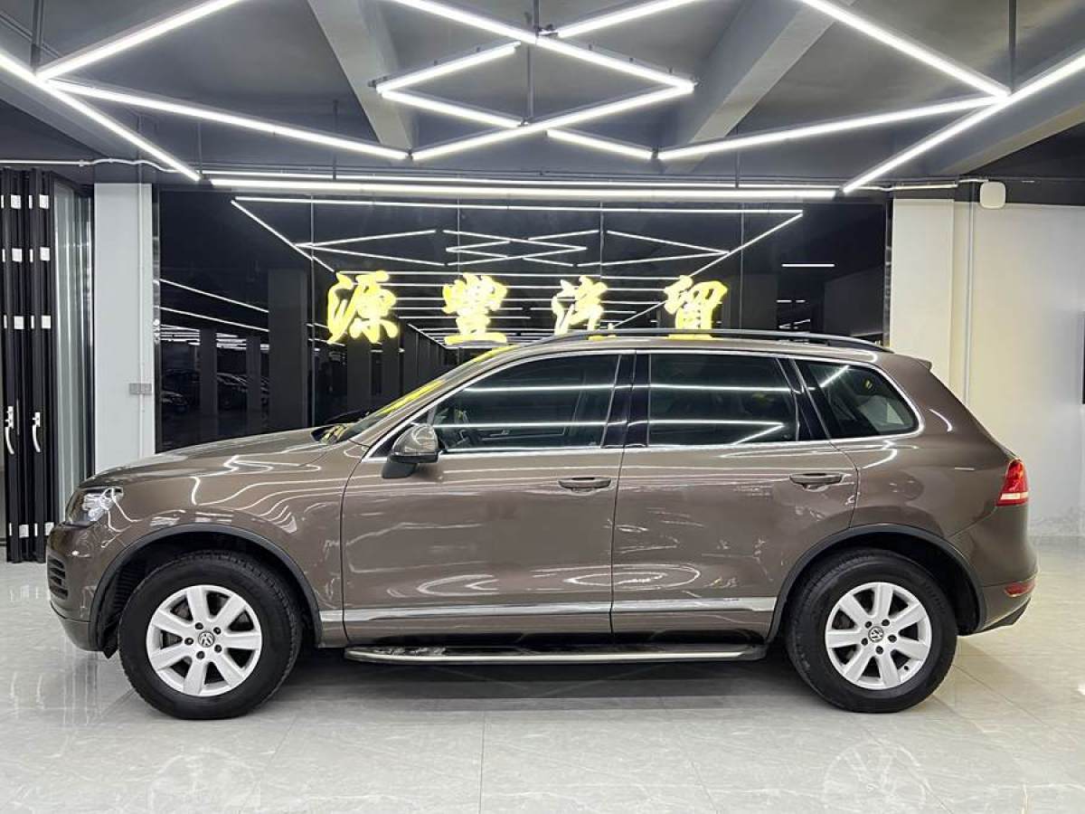 大眾 途銳  2011款 3.0TSI 標(biāo)配型圖片