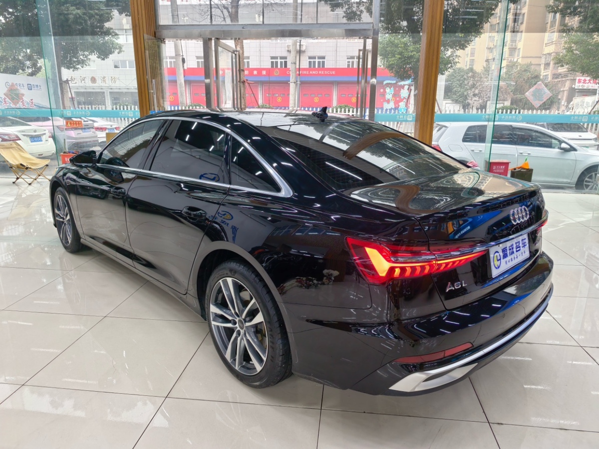 奧迪 奧迪A6L  2023款 40 TFSI 豪華動(dòng)感型圖片