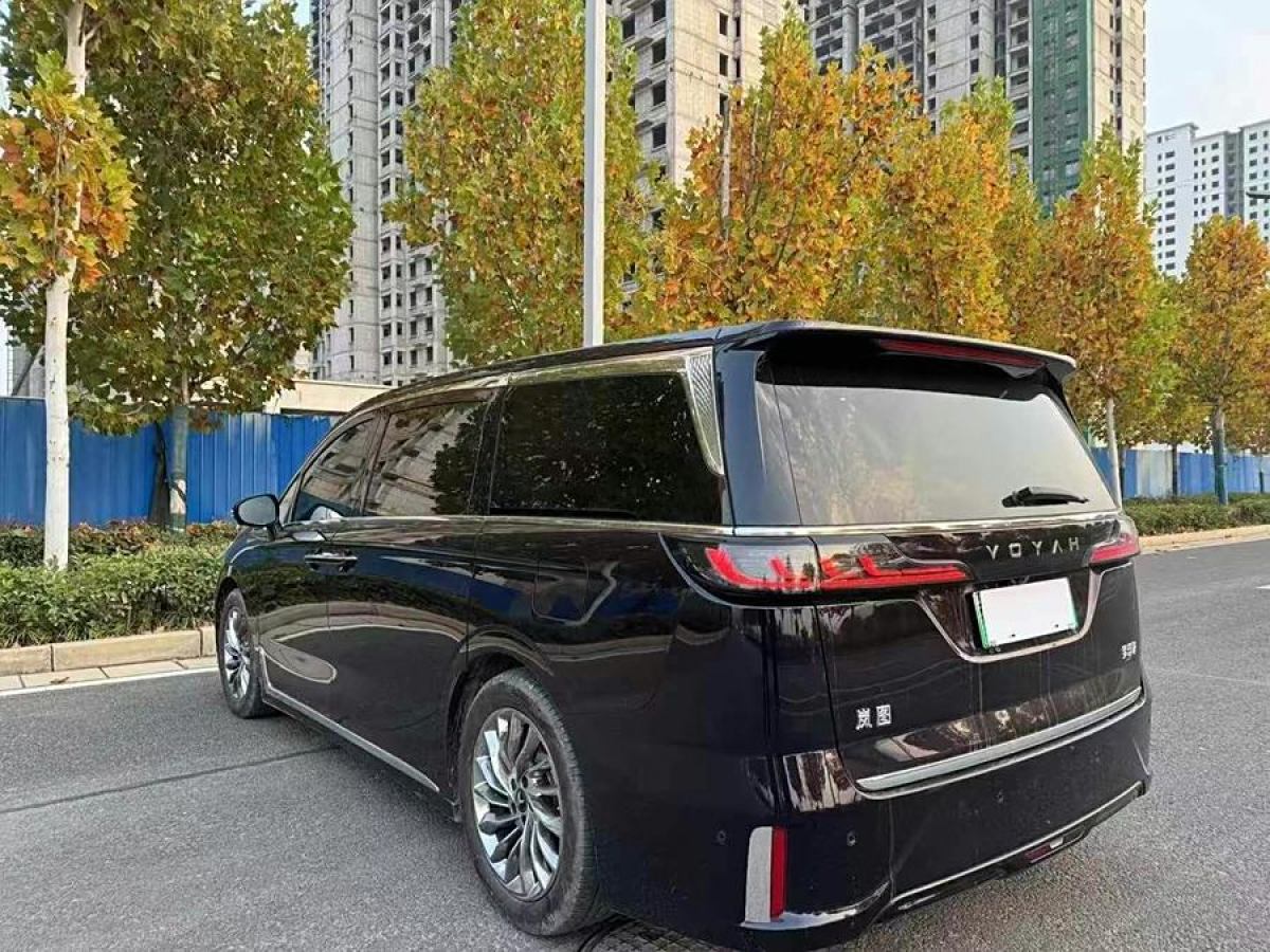 嵐圖 夢想家  2024款 PHEV 超長續(xù)航旗艦版圖片