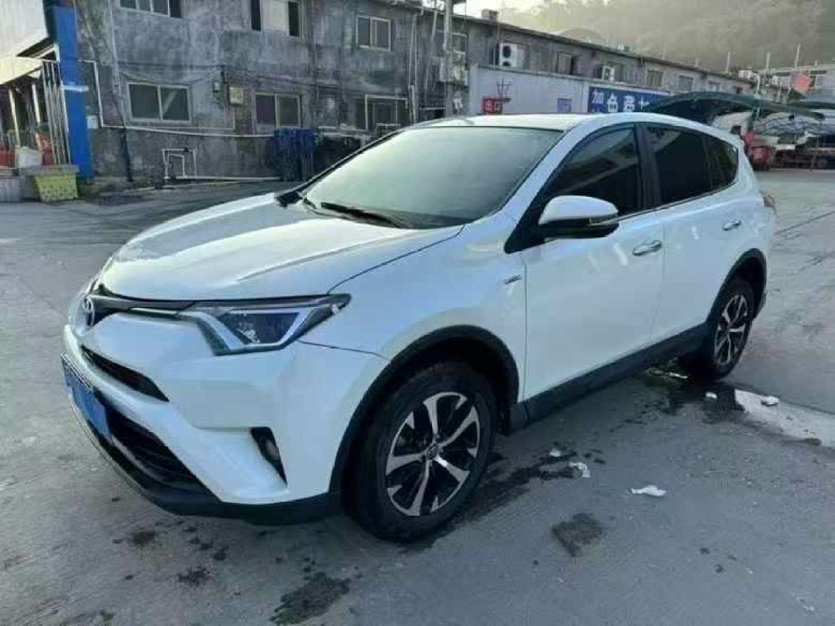 豐田 RAV4榮放  2019款  2.0L CVT兩驅(qū)智尚版 國(guó)VI圖片