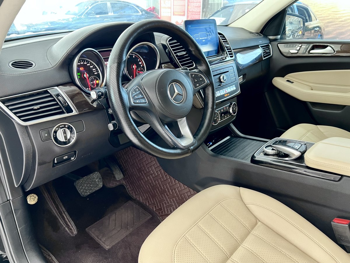奔馳 奔馳GLS  2021款 改款 GLS 450 4MATIC 豪華型圖片
