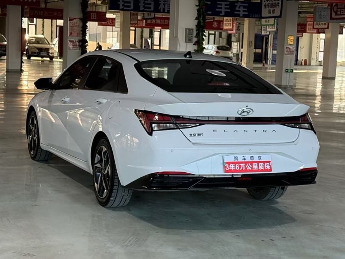 現(xiàn)代 伊蘭特  2022款 1.5L CVT LUX尊貴版圖片