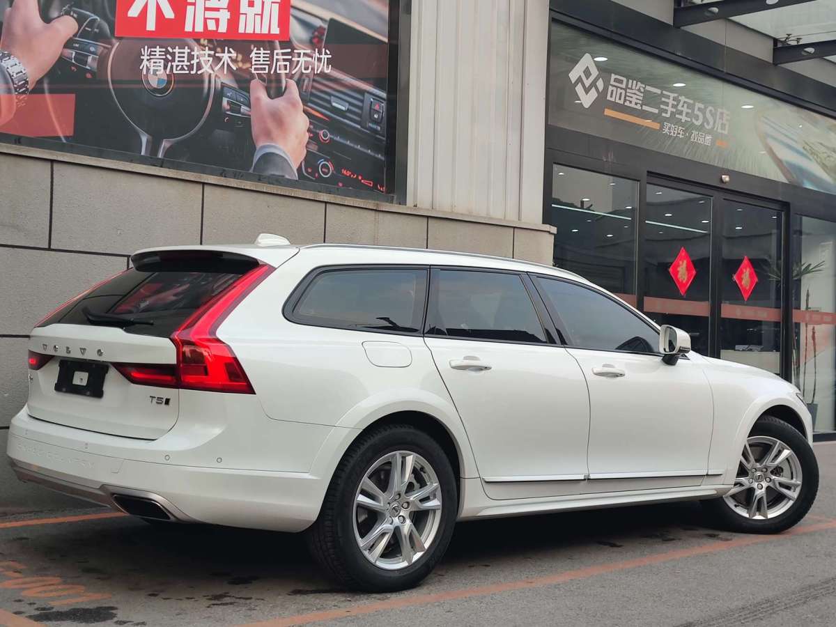 沃爾沃 V90  2017款 Cross Country T5 AWD 智遠(yuǎn)版圖片