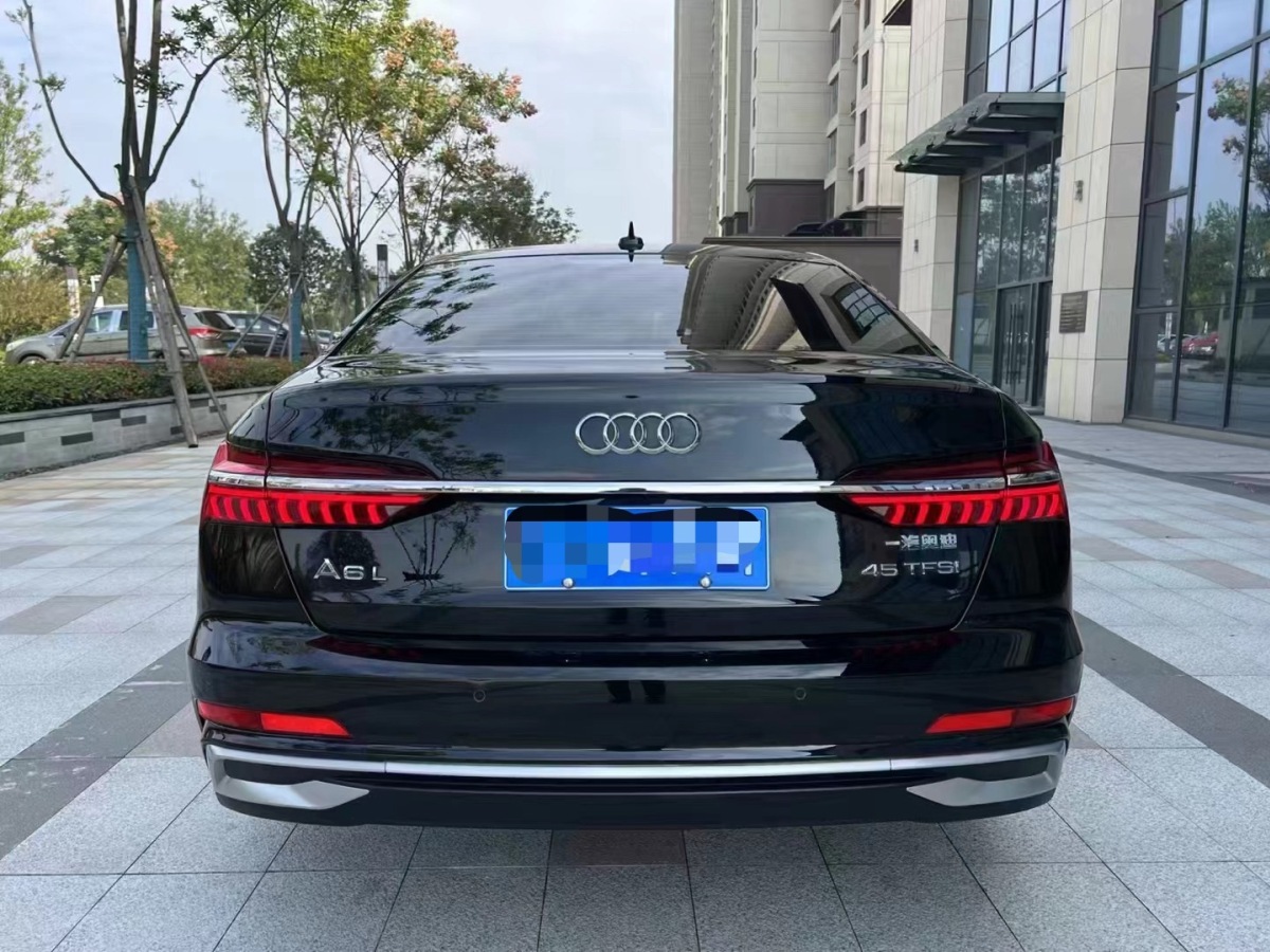 奧迪 奧迪A6L  2023款 改款 40 TFSI 豪華動感型圖片