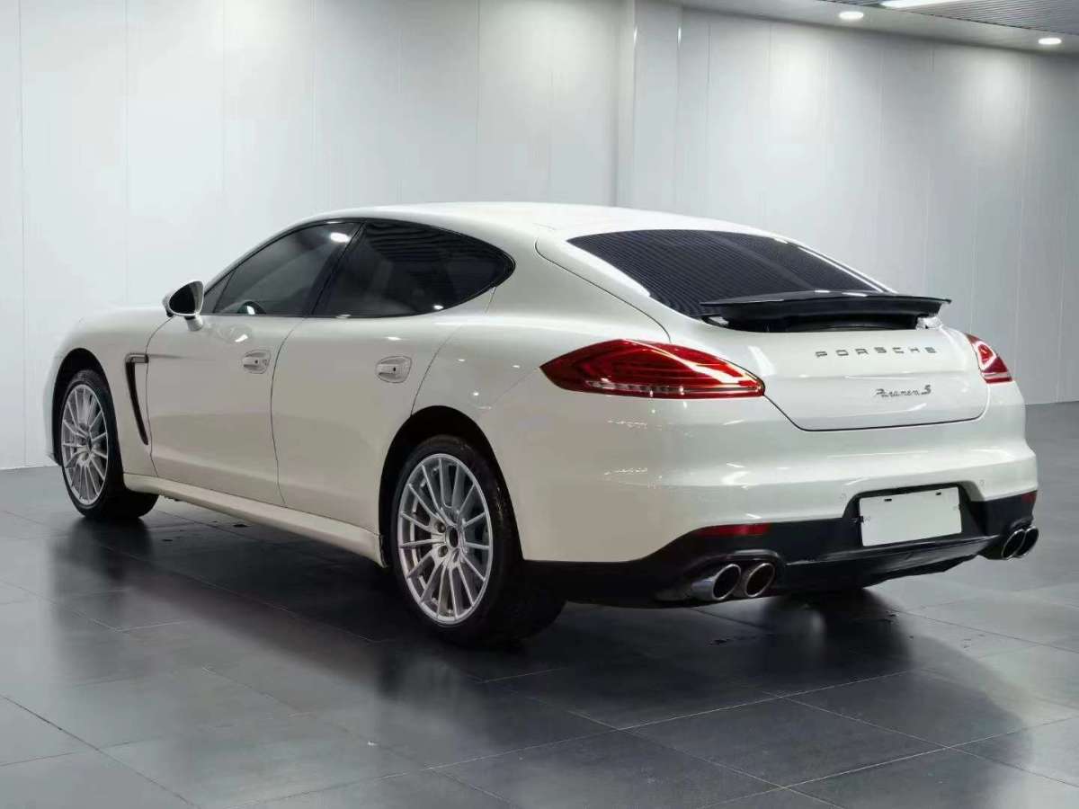 保時(shí)捷 Panamera  2014款 Panamera 3.0T圖片