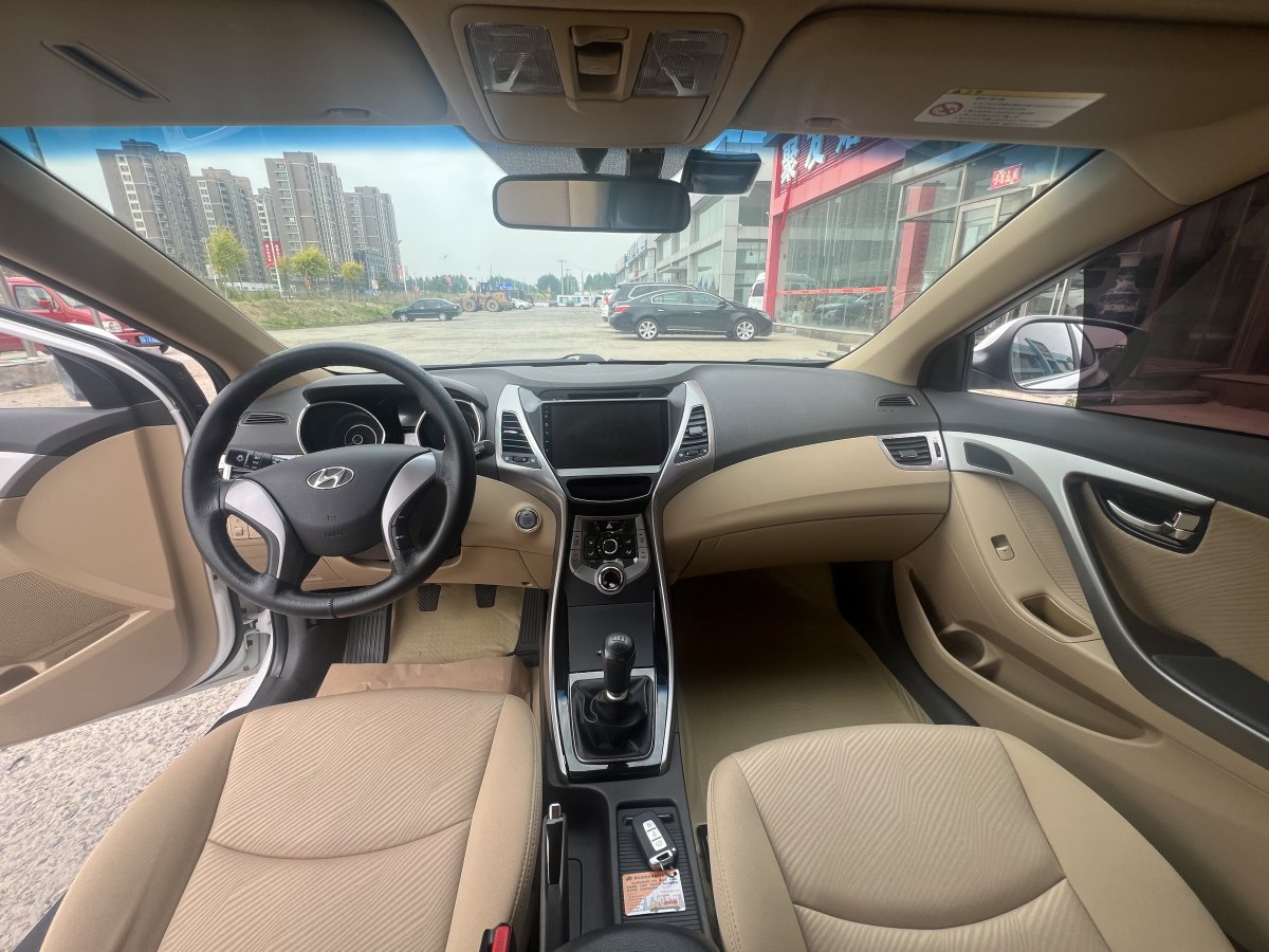 現(xiàn)代 朗動  2012款 1.6L 手動領(lǐng)先型圖片