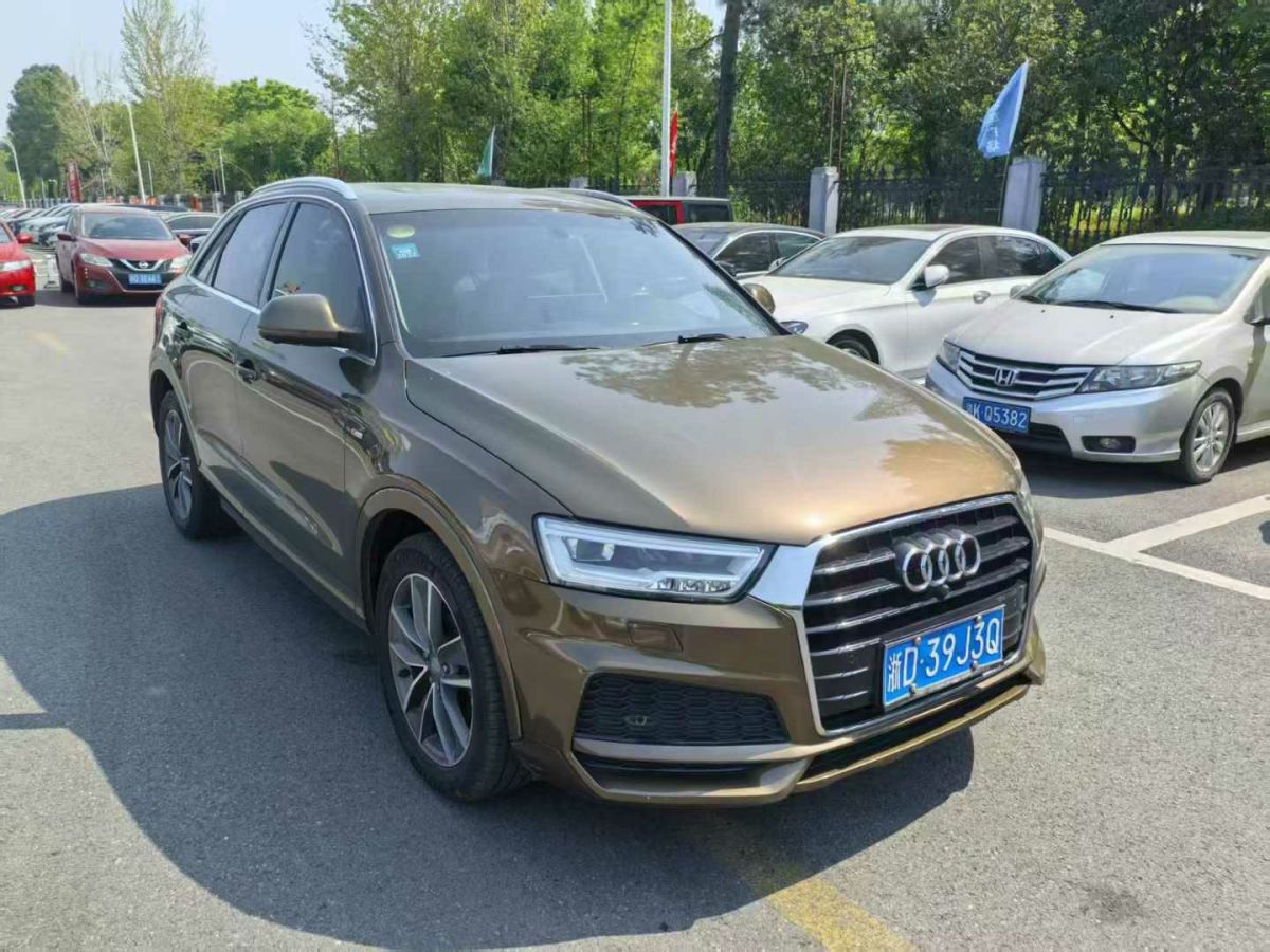 奧迪 奧迪Q3  2018款 30 TFSI 時(shí)尚型典藏版圖片