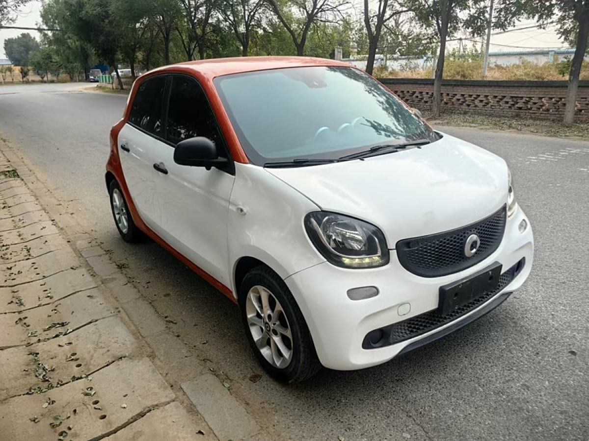 smart forfour  2016款 1.0L 52千瓦靈動版圖片