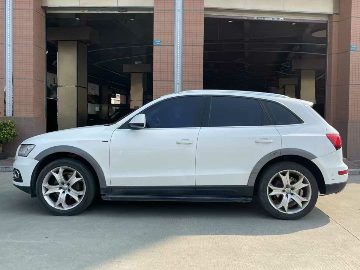 奧迪 奧迪Q5  2013款 Q5 3.0TFSI 45TFSI Quattro 運(yùn)動(dòng)型圖片