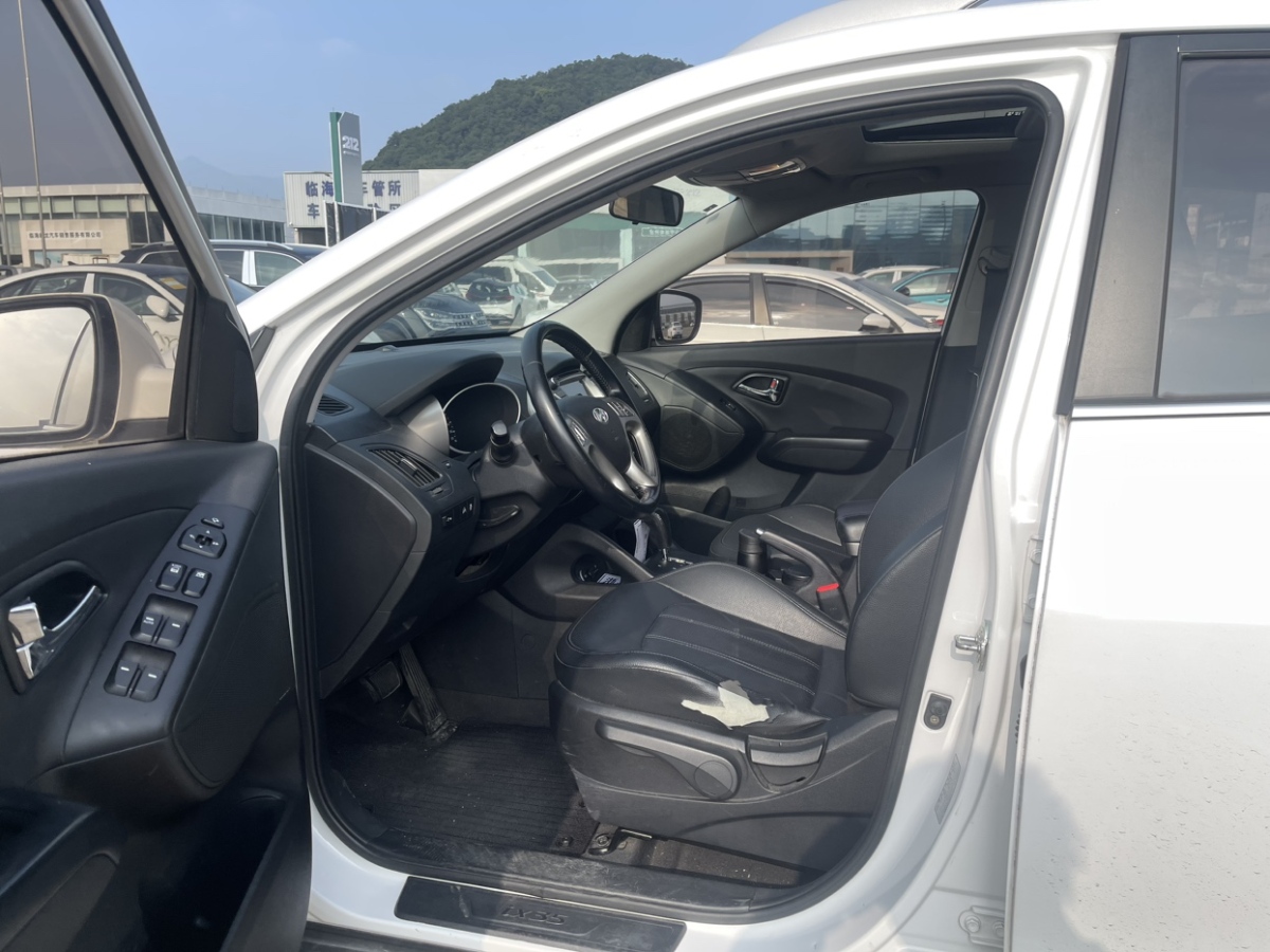 2015年5月現(xiàn)代 ix35  2015款 2.0L 自動兩驅(qū)智能型 國IV